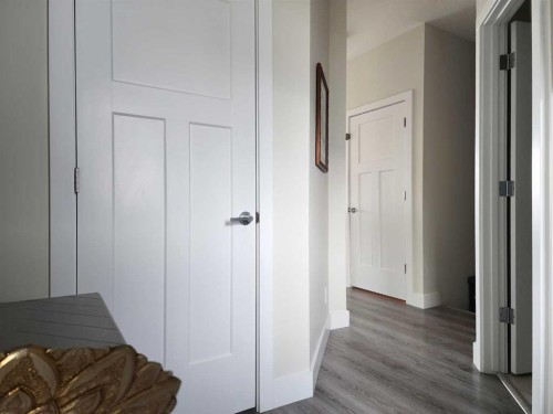 237 Crocus Terrace West, Lethbridge, AB - Indoor Photo Showing Other Room