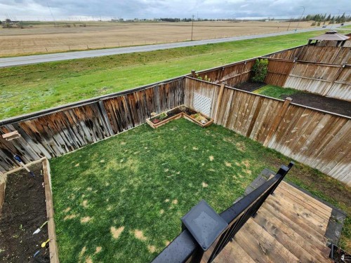 237 Crocus Terrace West, Lethbridge, AB - Outdoor