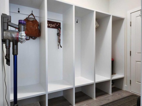 237 Crocus Terrace West, Lethbridge, AB - Indoor