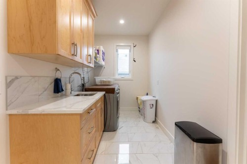 202 Lake Drive, Coalhurst, AB - Indoor