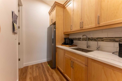 202 Lake Drive, Coalhurst, AB - Indoor Photo Showing Kitchen