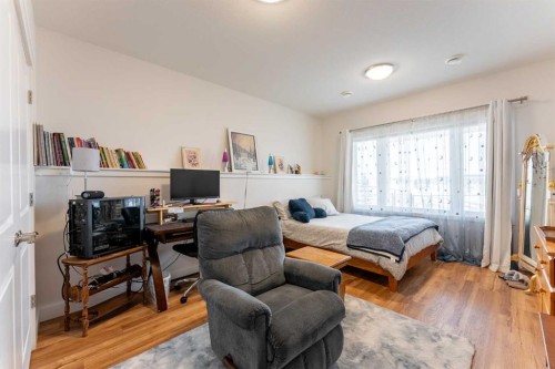 202 Lake Drive, Coalhurst, AB - Indoor Photo Showing Bedroom