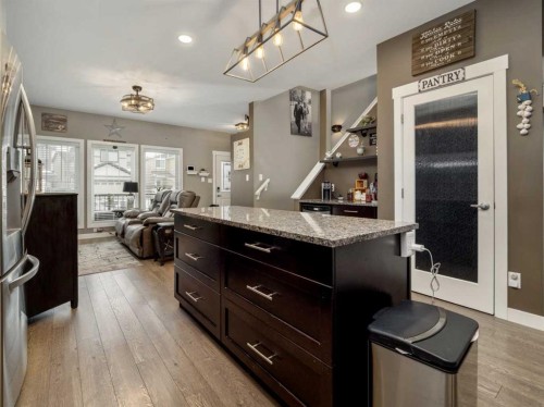 527 Moonlight Lane West, Lethbridge, AB - Indoor