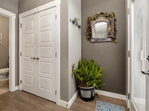 527 Moonlight Lane West, Lethbridge, AB - Indoor Photo Showing Other Room