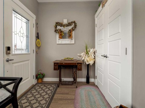 527 Moonlight Lane West, Lethbridge, AB - Indoor Photo Showing Other Room