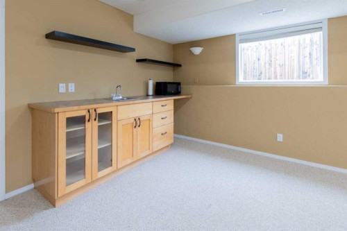 73 Heritage Circle West, Lethbridge, AB - Indoor