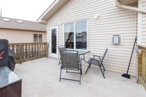 73 Heritage Circle West, Lethbridge, AB - Outdoor With Deck Patio Veranda With Exterior