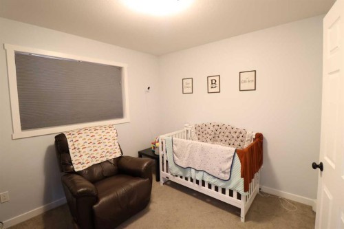 138 Prairie Gold, Taber, AB - Indoor Photo Showing Bedroom