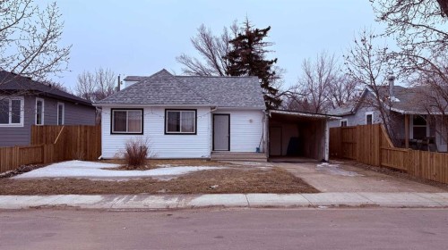 317 2 Avenue EAST Bow Island, AB T0K 0G0