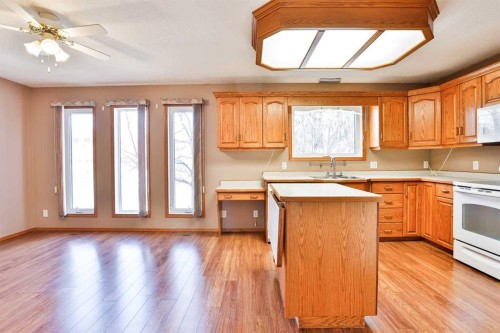 1012 24 Avenue, Coaldale, AB - Indoor Photo Showing Kitchen