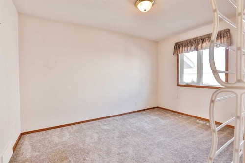 1012 24 Avenue, Coaldale, AB - Indoor Photo Showing Other Room