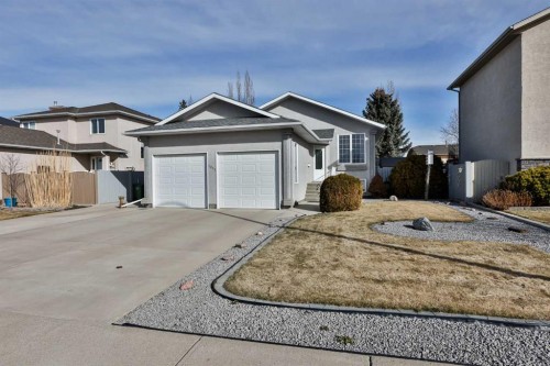1012 24 Avenue, Coaldale, AB - Outdoor