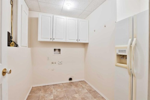 1012 24 Avenue, Coaldale, AB - Indoor Photo Showing Other Room