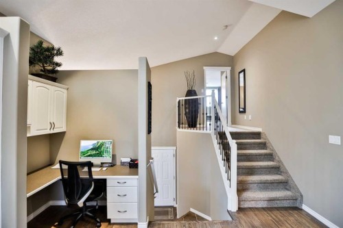 92 Heritage Circle West, Lethbridge, AB - Indoor