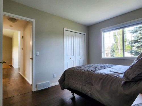 41 Westlynn Drive West, Claresholm, AB - Indoor Photo Showing Bedroom