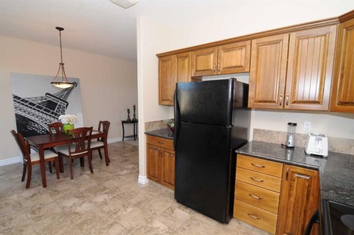 7-762 Heritage Boulevard West, Lethbridge, AB - Indoor Photo Showing Other Room