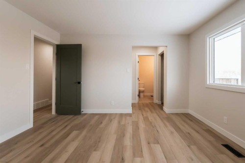 86 Carleton Place West, Lethbridge, AB - Indoor Photo Showing Other Room