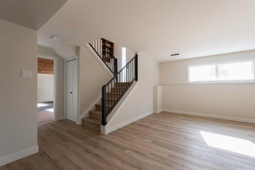 86 Carleton Place West, Lethbridge, AB - Indoor Photo Showing Other Room