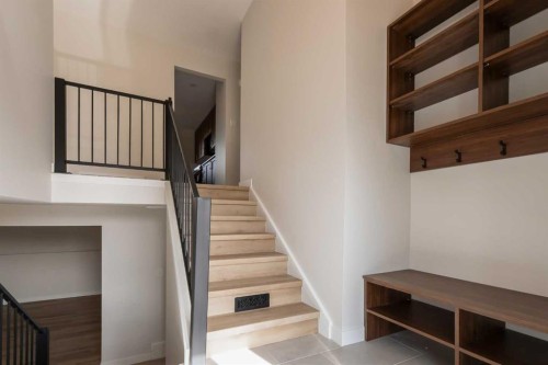 86 Carleton Place West, Lethbridge, AB - Indoor Photo Showing Other Room