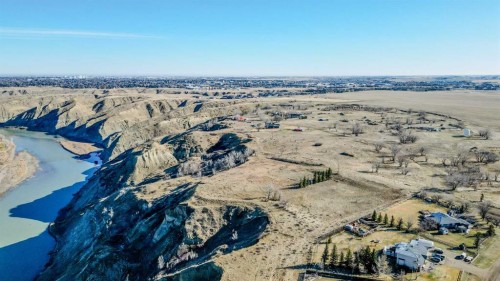 5 Acres, Rural Lethbridge County, AB 