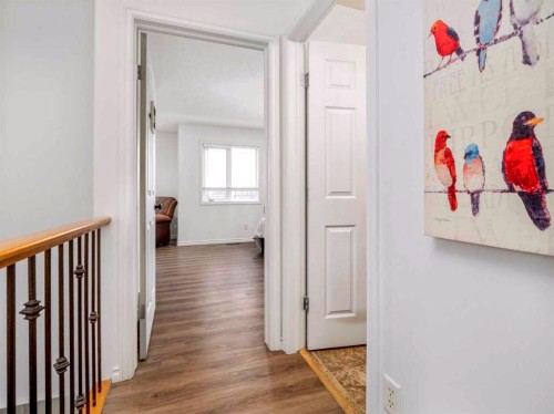 244 Kodiak Boulevard North, Lethbridge, AB - Indoor Photo Showing Other Room