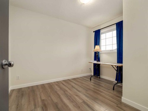 152 Blackfoot Circle West, Lethbridge, AB - Indoor Photo Showing Other Room