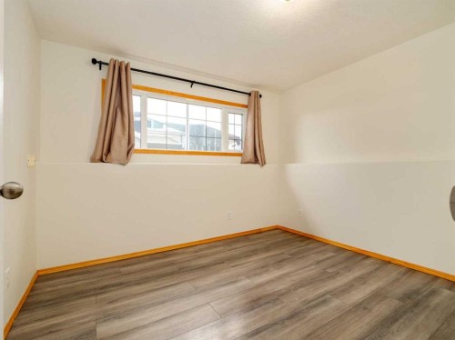 152 Blackfoot Circle West, Lethbridge, AB - Indoor Photo Showing Other Room