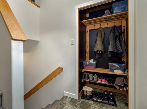 152 Blackfoot Circle West, Lethbridge, AB - Indoor Photo Showing Other Room