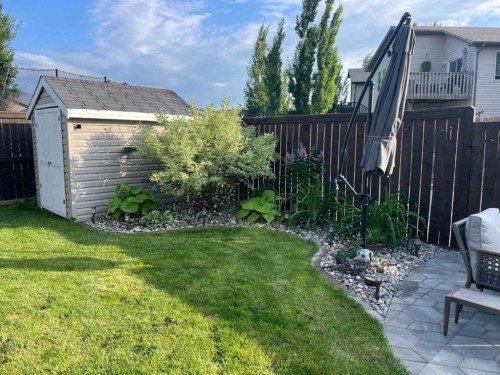 78 Coalbanks Gate West, Lethbridge, AB - Outdoor