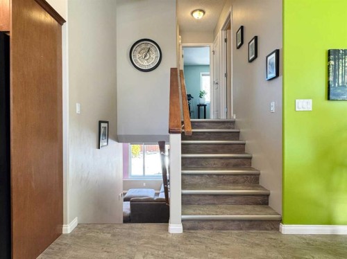 248 Aberdeen Road West, Lethbridge, AB - Indoor Photo Showing Other Room