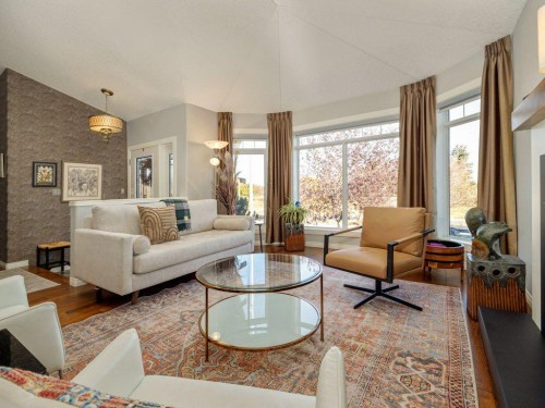 22 Riverstone Boulevard West, Lethbridge, AB - Indoor Photo Showing Living Room