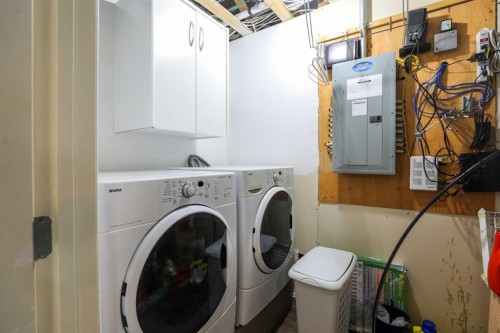 5103 62 Avenue, Taber, AB - Indoor Photo Showing Laundry Room