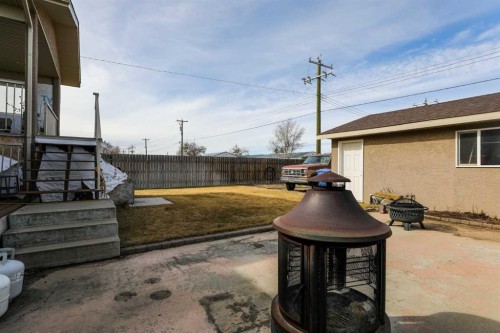 5103 62 Avenue, Taber, AB - Outdoor With Exterior