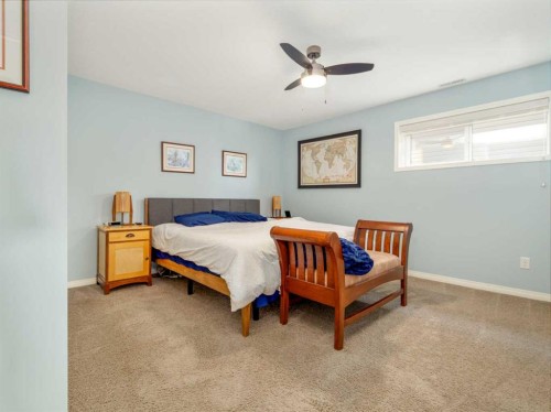 514 Mary Cameron Crescent North, Lethbridge, AB - Indoor Photo Showing Bedroom