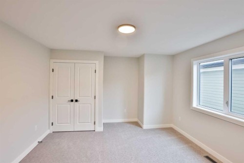 668 Devonia Road West, Lethbridge, AB - Indoor