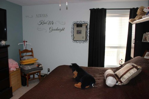 609 Maple Place, Picture Butte, AB - Indoor Photo Showing Bedroom