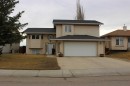 609 Maple Place, Picture Butte, AB  - Outdoor With Facade 
