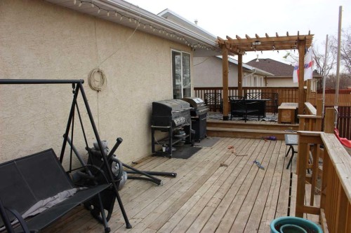 609 Maple Place, Picture Butte, AB - Outdoor With Deck Patio Veranda With Exterior