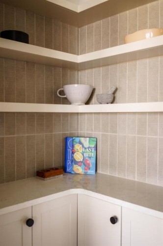 706 Violet Place West, Lethbridge, AB - Indoor Photo Showing Bathroom