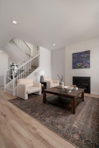 706 Violet Place West, Lethbridge, AB - Indoor Photo Showing Other Room