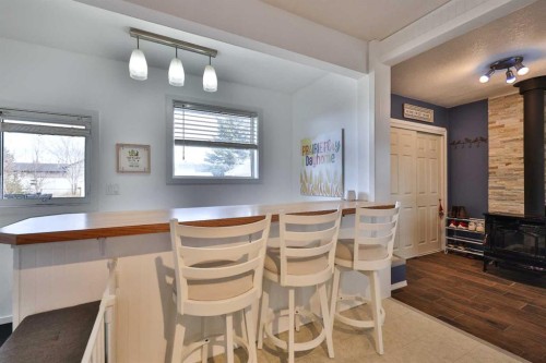 405 5 Avenue, Warner, AB - Indoor