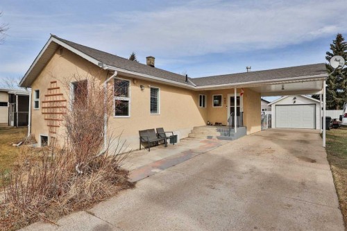 405 5 Avenue, Warner, AB - Outdoor