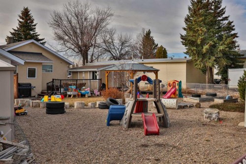 405 5 Avenue, Warner, AB - Outdoor