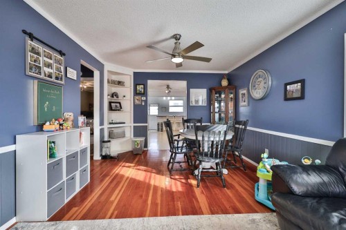 405 5 Avenue, Warner, AB - Indoor