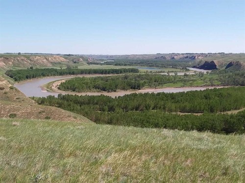 4;22;9;14; Sw,Se, Rural Lethbridge County, AB 