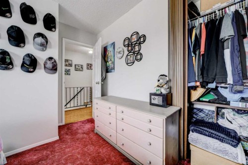 237 Lafayette Boulevard West, Lethbridge, AB - Indoor