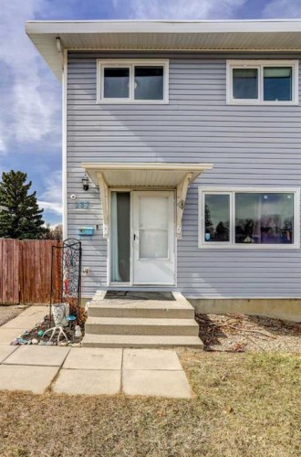 237 Lafayette Boulevard West, Lethbridge, AB - Outdoor