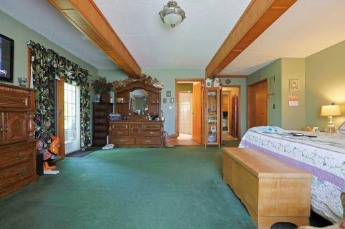 4221 6 Highway, Twin Butte, AB 