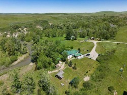 4221 6 Highway Twin Butte, AB T0K 1W0