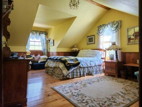 4221 6 Highway, Twin Butte, AB 